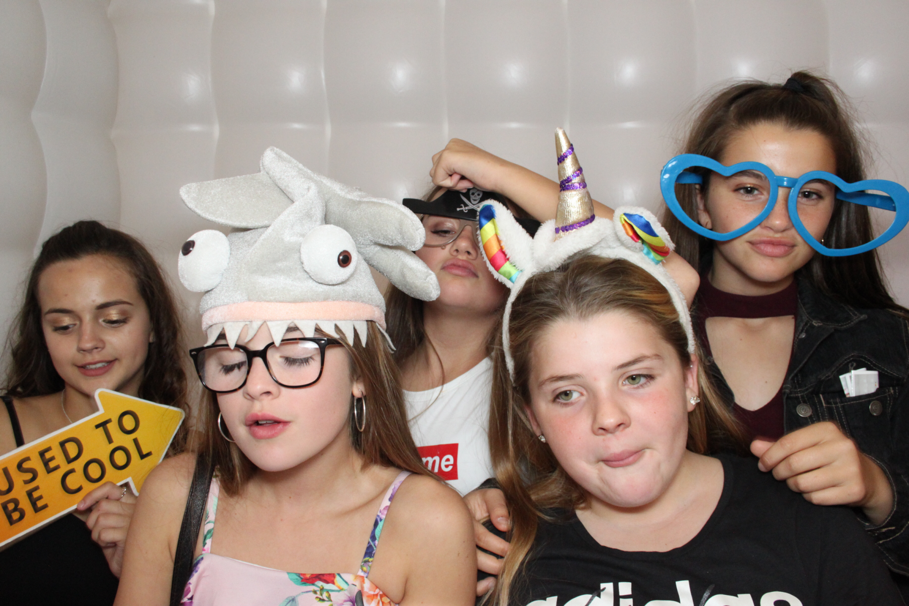 Freya’s 13th party  | View more photos from the event at gallery.yourboothskent.co.uk/u/Your-Booths-Kent/Freya’s-13th-party
